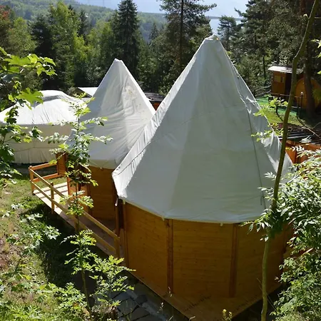 Du Parc Parque de Campismo Pré-Saint-Didier