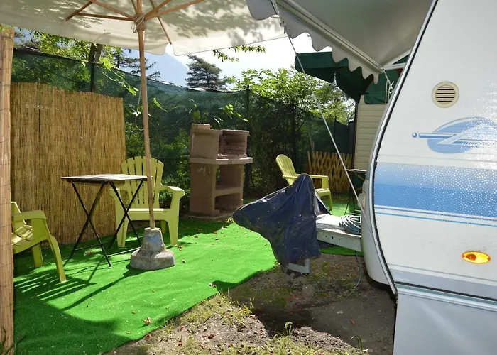 Camping Du Parc Campsite Pre-Saint-Didier