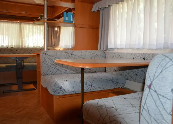 Du Parc אתר קמפינג Pré-Saint-Didier